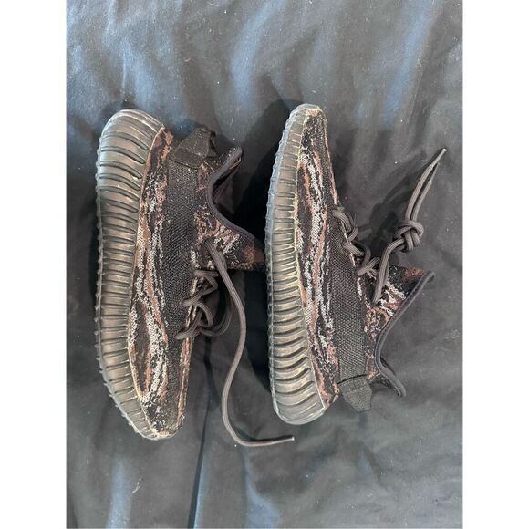 US SIZE 6.5 Yeezys adidas boost 350 V2 black and brown - Picture 2 of 7
